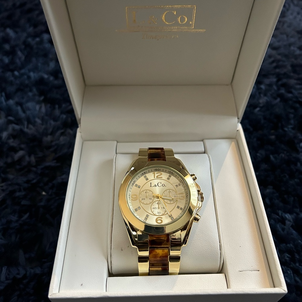 Timeless timepiece by L & Co. Classy and elegant gift for Valentine’s Day gift